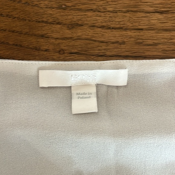 Boss Chic Silver Blouse with White Hem Size 4 New Without Tag - Picture 7 of 11